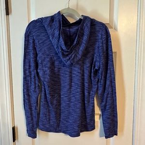 Columbia pullover shirt size XL